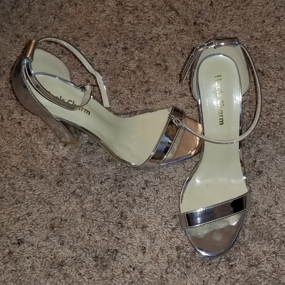 Prom shoes - Picture 2 of 2
